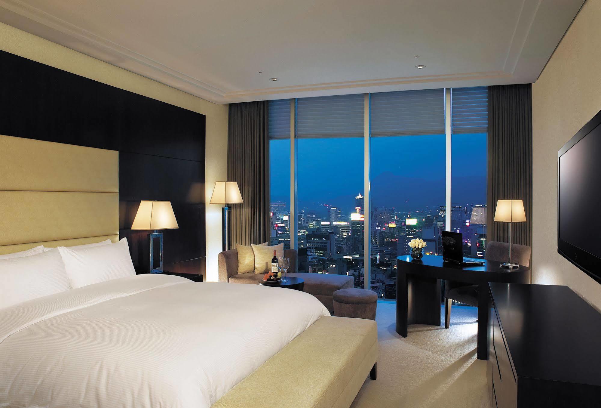Ramada Plaza By Wyndham Gwangju Hotel Gwangju Metropolitan City Eksteriør billede